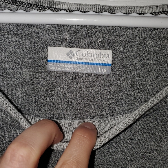 Columbia Long Sleeve Top - Picture 2 of 2